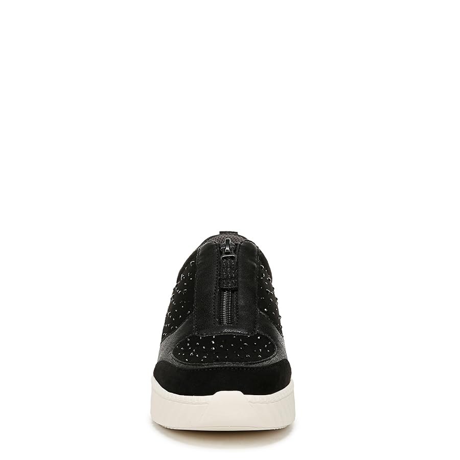 【美品】NOVEMBER 24-25 DESIRE W 152 Amazon.com | BZees Womens Happy Friday Sneaker Beige 5 M
